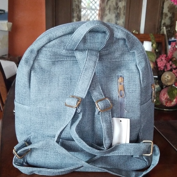 Blue backpack - Picture 2 of 2
